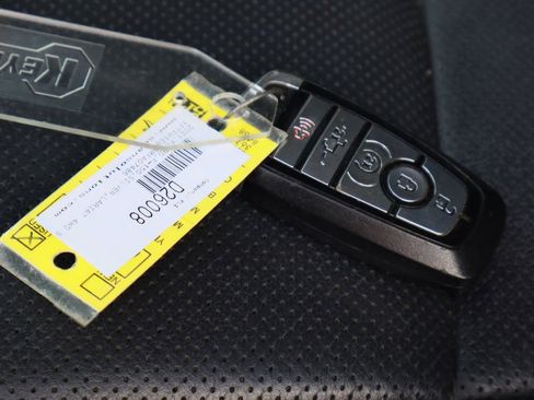 Used 2021 Ford F150 Lariat w/ Equipment Group 502A High image 34