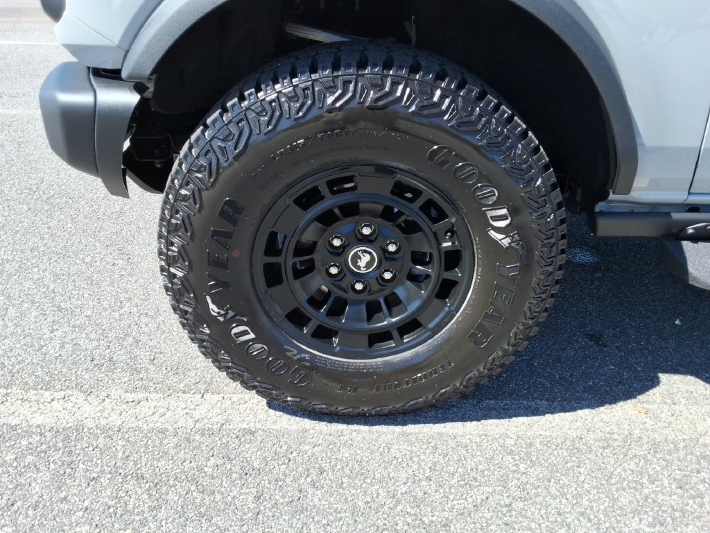Used 2026 Ford Bronco Badlands w/ Sasquatch Package AWD/4WD image 10
