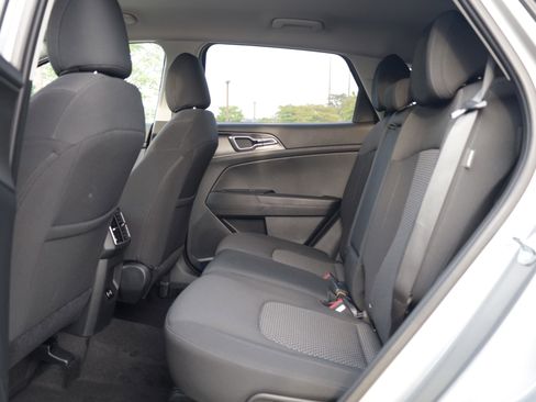 New 2026 Kia Sportage LX FWD image 15