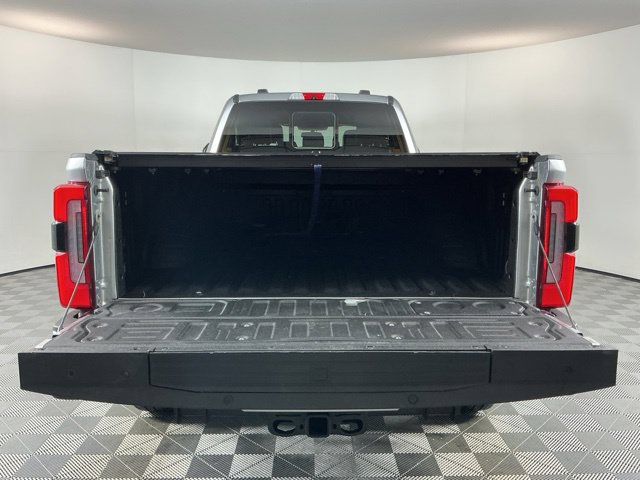 Used 2024 Ford F350 Platinum AWD/4WD image 7
