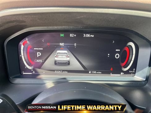 Used 2023 Nissan Rogue Platinum AWD/4WD image 13