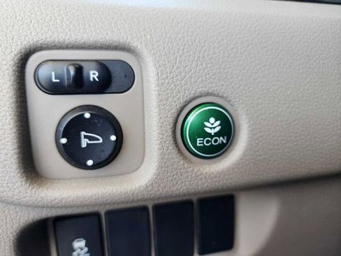 Used 2017 Honda Pilot EX-L image 27