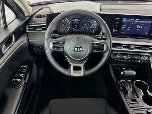 Used 2021 Kia K5 LXS FWD image 15