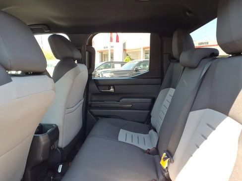 Used 2024 Toyota Tacoma TRD Off-Road AWD/4WD image 7