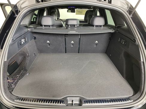 Used 2026 Mercedes-Benz GLC 300 4MATIC image 29