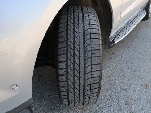 Used 2012 Mercedes-Benz ML 350 4MATIC image 48