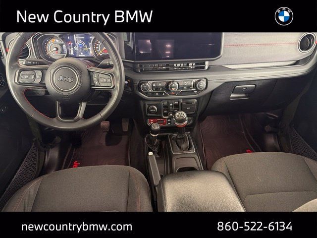Used 2024 Jeep Wrangler Unlimited Rubicon w/ Technology Group AWD/4WD image 14