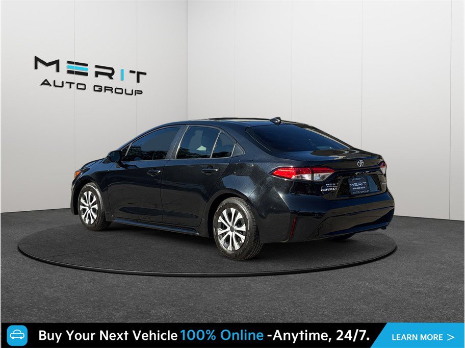Used 2022 Toyota Corolla LE FWD image 7