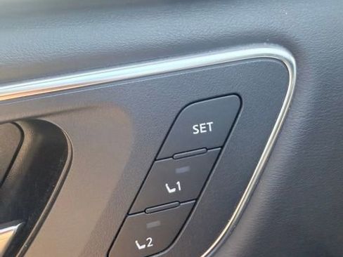 Certified 2022 Nissan Rogue Platinum w/ Head-Up Display Package image 24