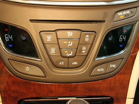 Used 2016 Buick Regal Premium image 25