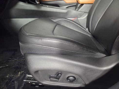 Certified 2025 Jeep Compass Limited w/ Elite Group image 13