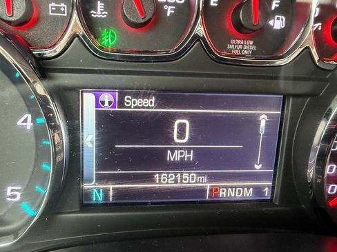 Used 2015 Chevrolet Silverado 2500 High Country image 29