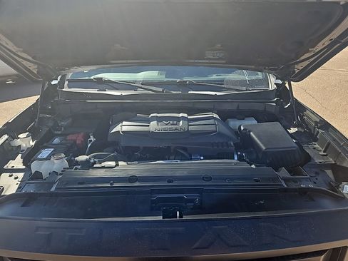 Used 2023 Nissan Titan PRO-4X w/ Pro-4x Utility Package image 10