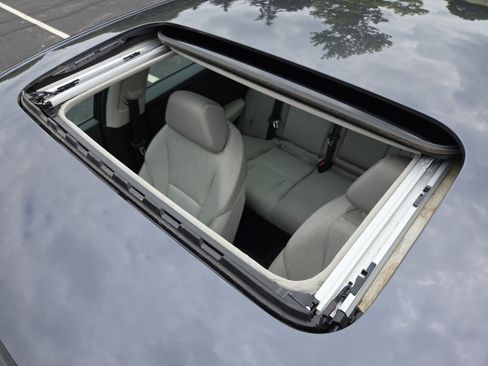 Certified 2023 Honda Accord EX image 4