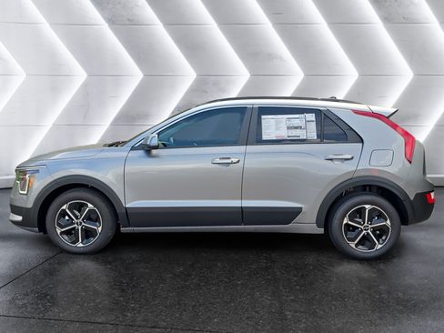 New 2026 Kia Niro EX w/ EX Premium Package FWD image 2