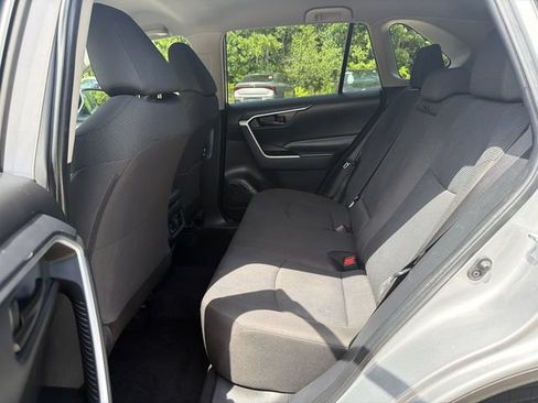 Certified 2025 Toyota RAV4 LE AWD/4WD image 17