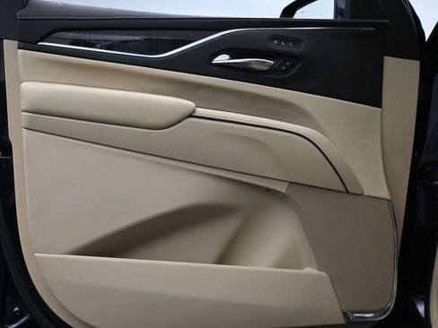Used 2021 Cadillac Escalade Premium Luxury w/ Driver Assist Tech Package AWD/4WD image 9