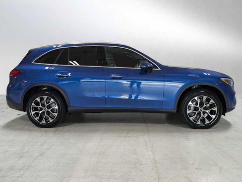 New 2026 Mercedes-Benz GLC 350e 4MATIC image 2