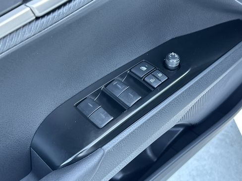 Certified 2025 Toyota Camry SE image 15