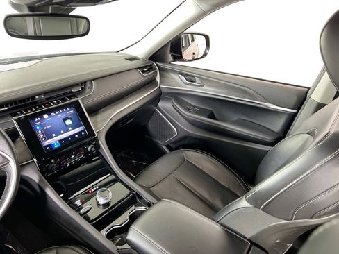 Used 2021 Jeep Grand Cherokee L Limited image 22