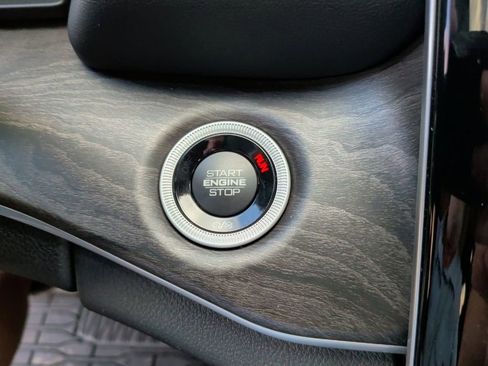 New 2025 Jeep Grand Cherokee L Limited image 25