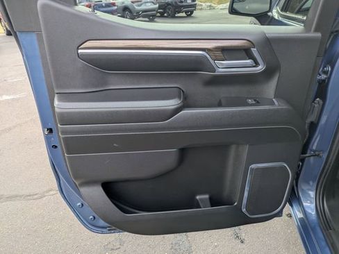 Used 2024 Chevrolet Silverado 1500 LT image 28