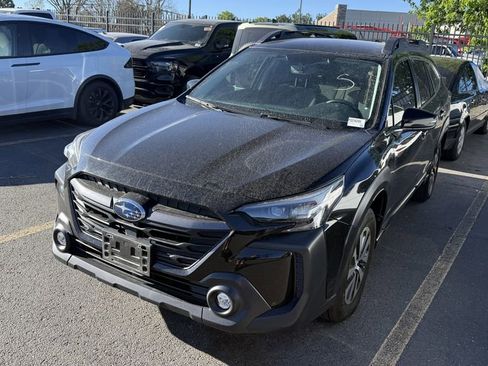 Used 2023 Subaru Outback Premium AWD/4WD image 2