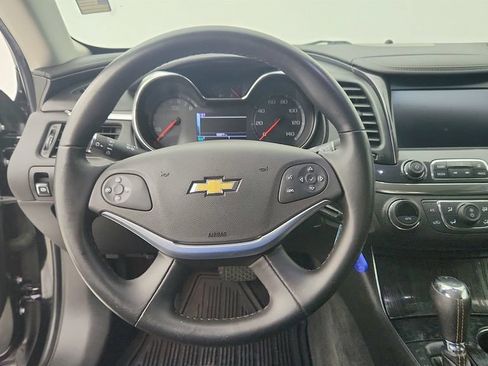 Certified 2016 Chevrolet Impala LT w/ Convenience Package FWD image 16