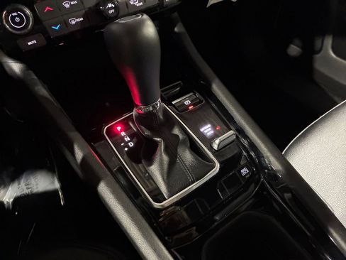 Used 2025 Jeep Compass Limited image 42