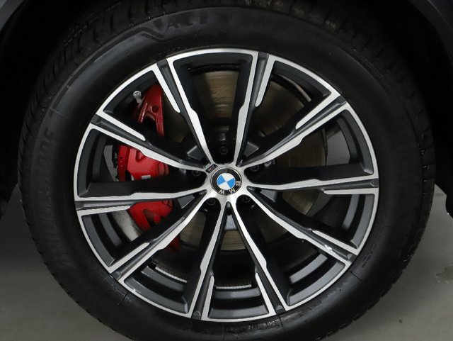 Used 2026 BMW X5 xDrive40i w/ M Sport Package AWD/4WD image 12