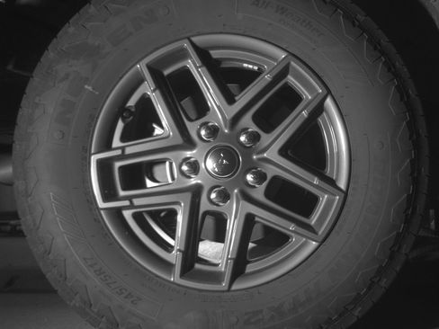 Used 2025 Jeep Wrangler Unlimited Sport AWD/4WD image 14