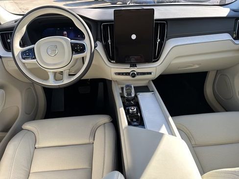 New 2026 Volvo XC60 B5 Ultra w/ Climate Package image 11