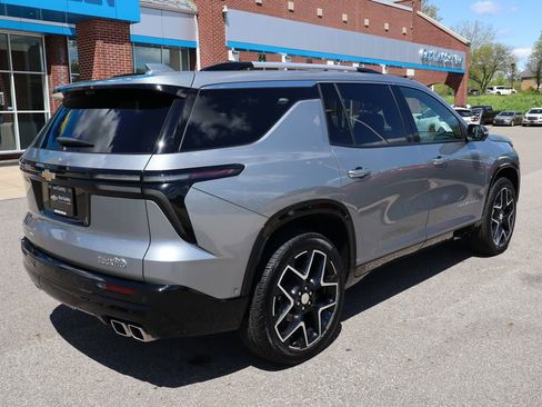 Used 2026 Chevrolet Traverse High Country w/ LPO, Floor Liner Package AWD/4WD image 38