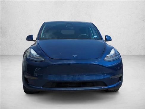 Used 2020 Tesla Model Y Long Range image 2