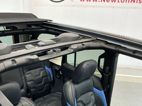 Used 2021 Jeep Wrangler Unlimited Rubicon 4xe w/ Cold Weather Group image 6