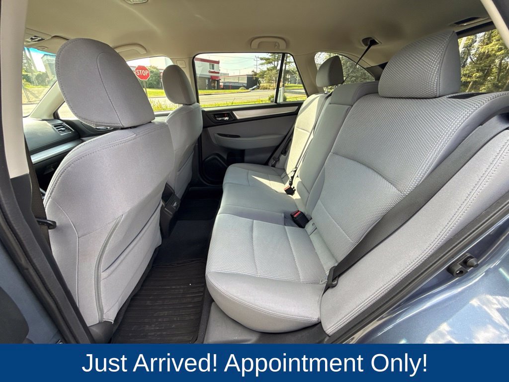 Used 2018 Subaru Outback 2.5i Premium AWD/4WD image 10