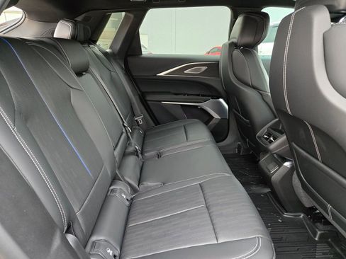 New 2026 Cadillac Lyriq Premium Luxury image 30