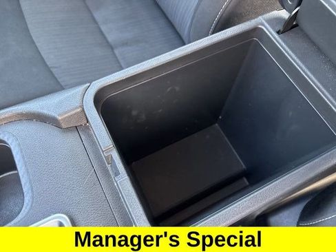 Used 2022 Nissan Sentra SV image 25