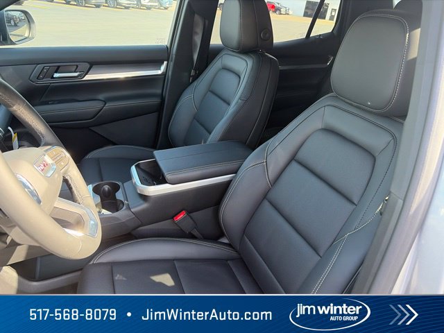 New 2027 GMC Terrain Elevation w/ Elevation Premium Package AWD/4WD image 11