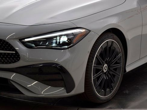 New 2026 Mercedes-Benz CLE 300 4MATIC Coupe image 12