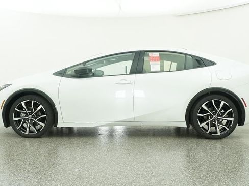 New 2026 Toyota Prius Plug-In Hybrid image 19