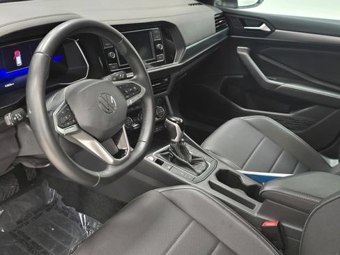 Used 2023 Volkswagen Jetta SE FWD image 24