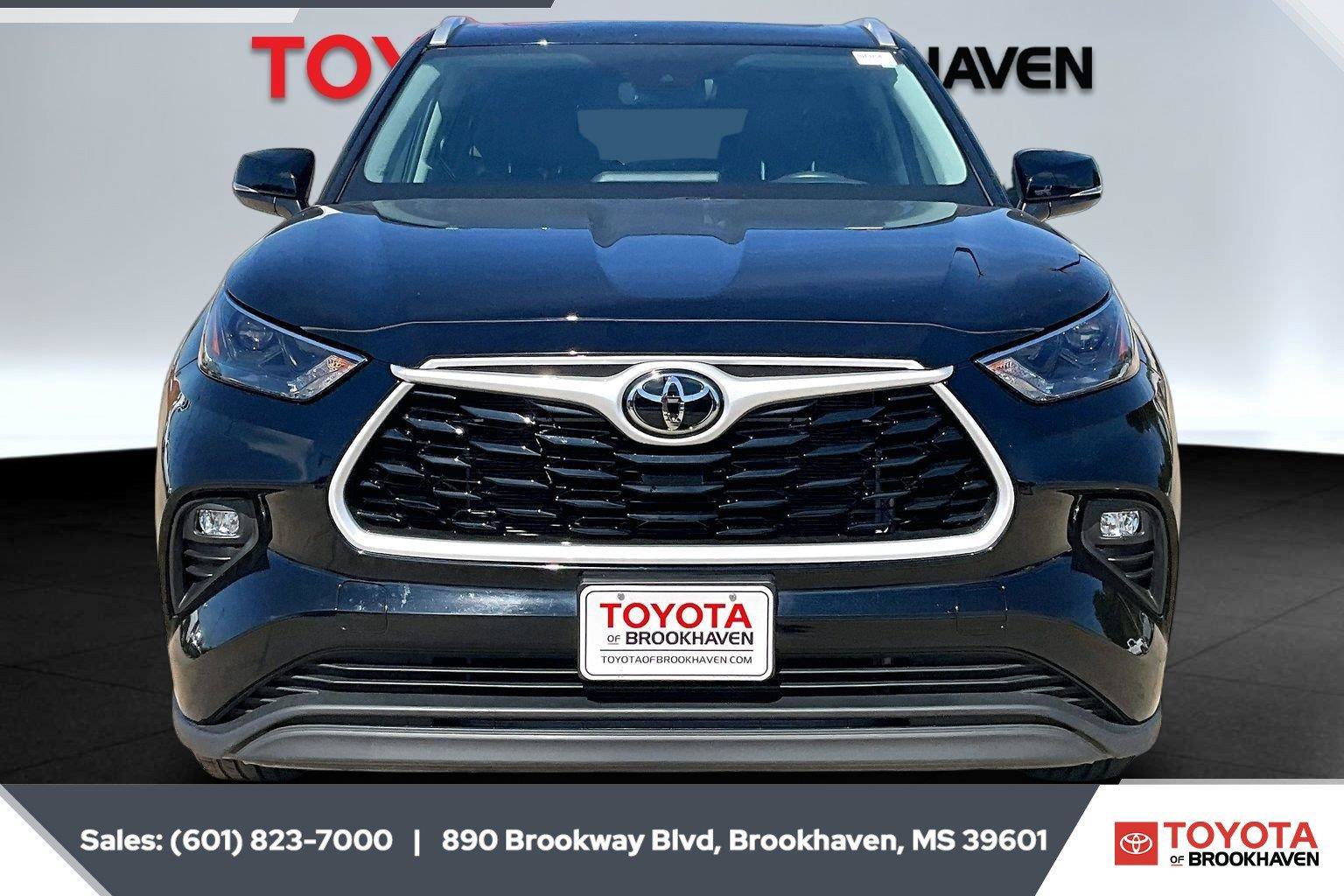 Used 2026 Toyota Highlander XLE AWD/4WD image 3