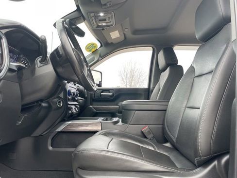 Used 2020 Chevrolet Silverado 3500 LTZ w/ LTZ Premium Package image 9