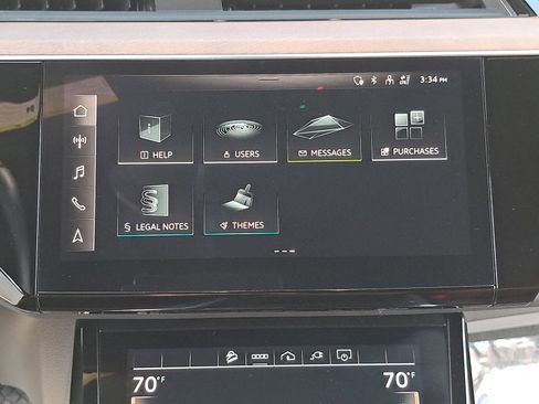 Used 2024 Audi Q8 e-tron Premium Plus w/ Premium Plus Package image 25