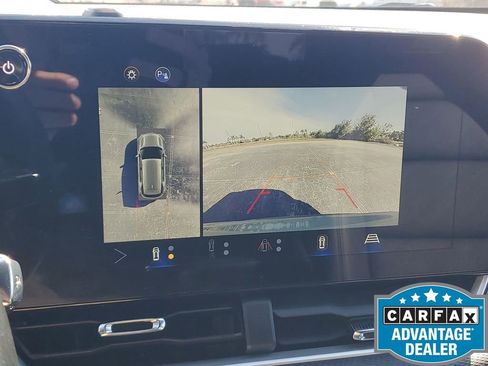 Used 2025 Chevrolet Equinox LT w/ Convenience Package II image 31