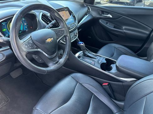 Used 2017 Chevrolet Volt Premier w/ Driver Confidence II Package image 11