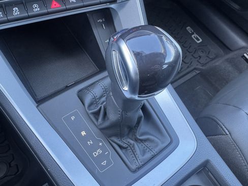 Used 2023 Audi Q3 2.0T Premium w/ Convenience Package image 29