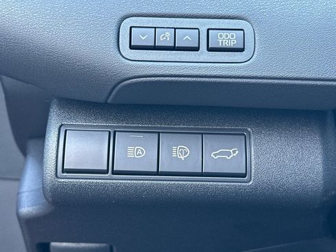 New 2026 Toyota C-HR AWD/4WD image 31