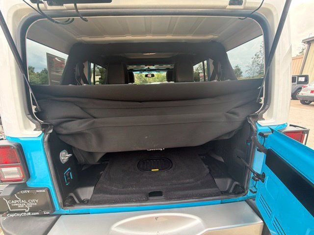 Used 2017 Jeep Wrangler Unlimited Sahara w/ Quick Order Package 24E Chief AWD/4WD image 12